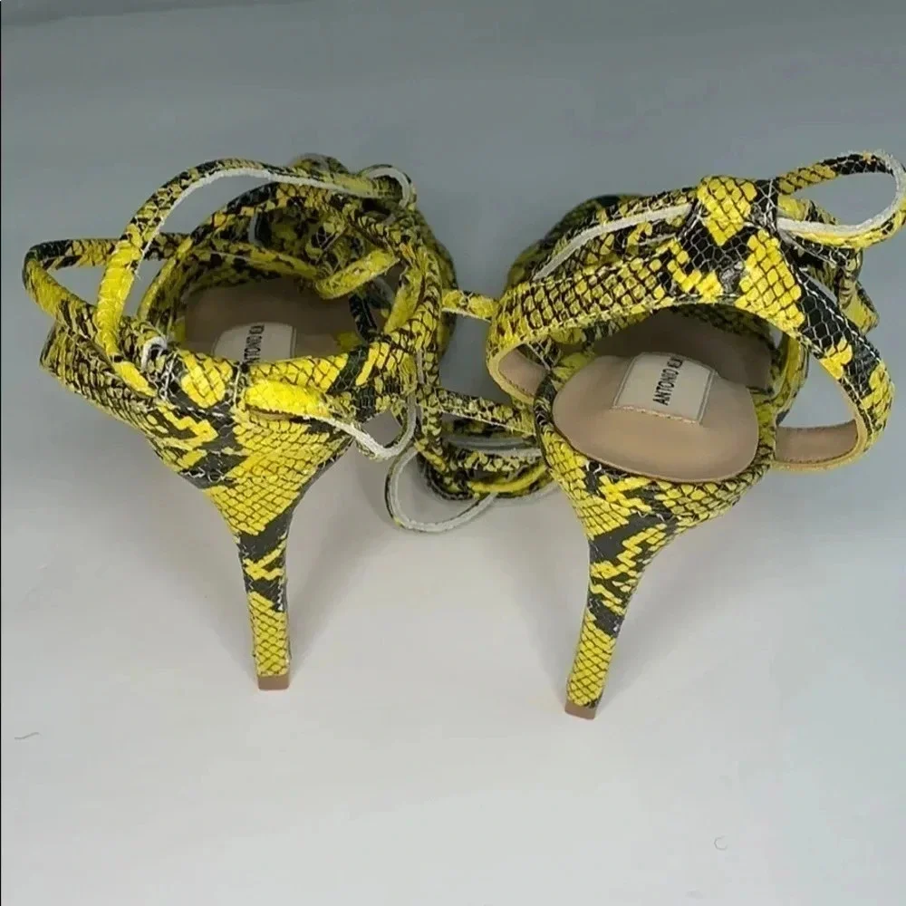 Antonio Melani Strappy Sandals Vaylyn NEW